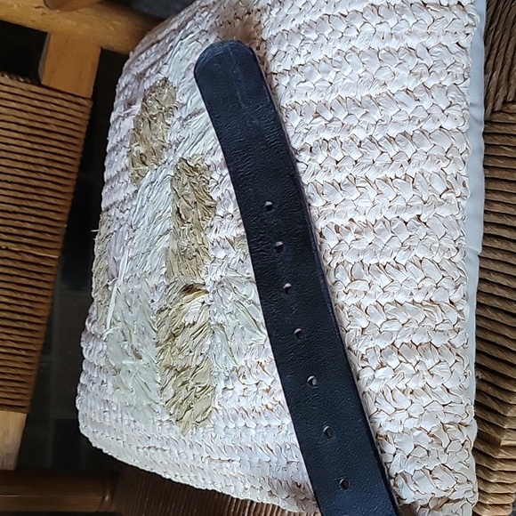 Detroit Leather Company black belt size 42 - Picture 11 of 12